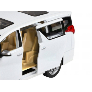 1:29 Toyota Alphard c инерционным механизмом